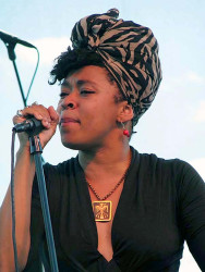 nikki hill 3