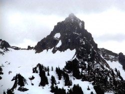mt. ranier 2 800