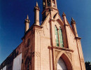 9 red cement block church in the streets of auckland 800