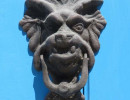 knocker