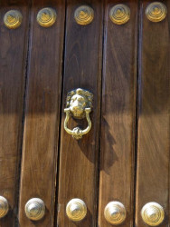 knocker