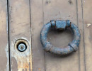 knocker