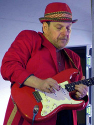 ronnie earl  3 